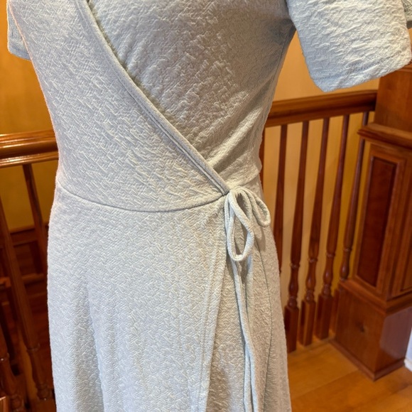 Asymmetrical Wrap Feminine Mint Dress Sz S - Picture 3 of 9